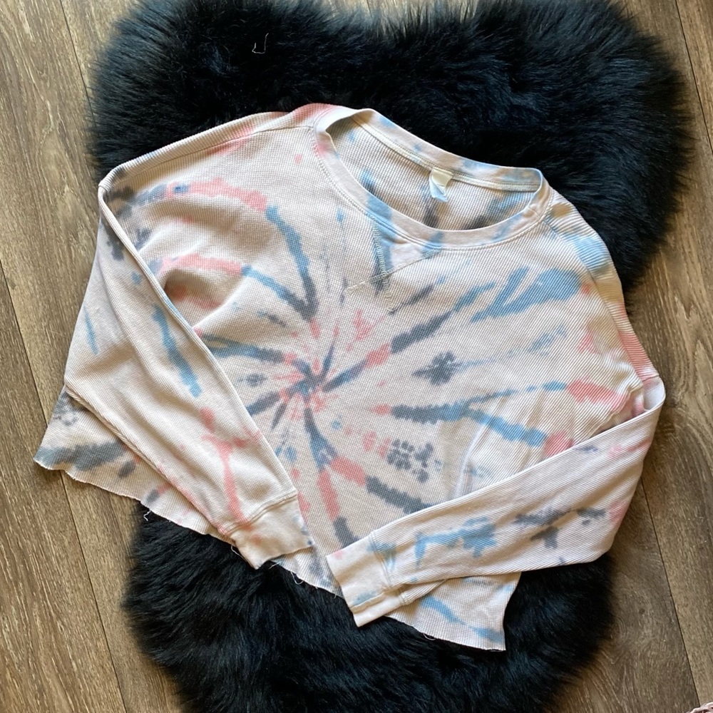 Tie-dye cropped pullover vintage sweater